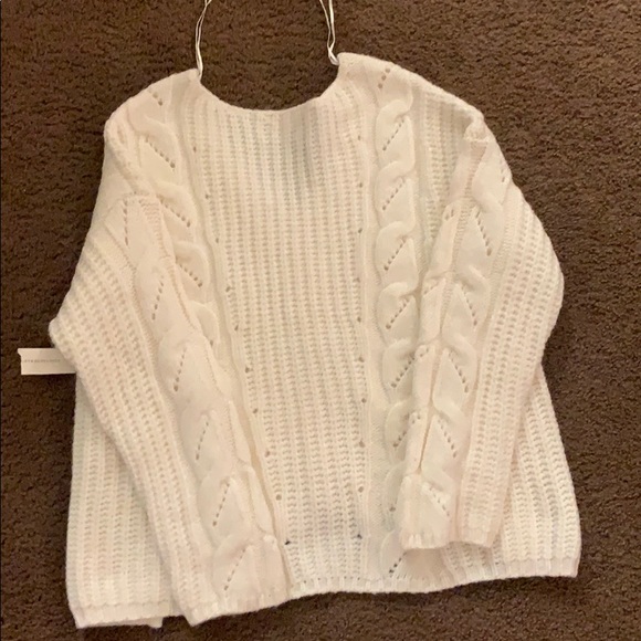 White sweater - Picture 6 of 10